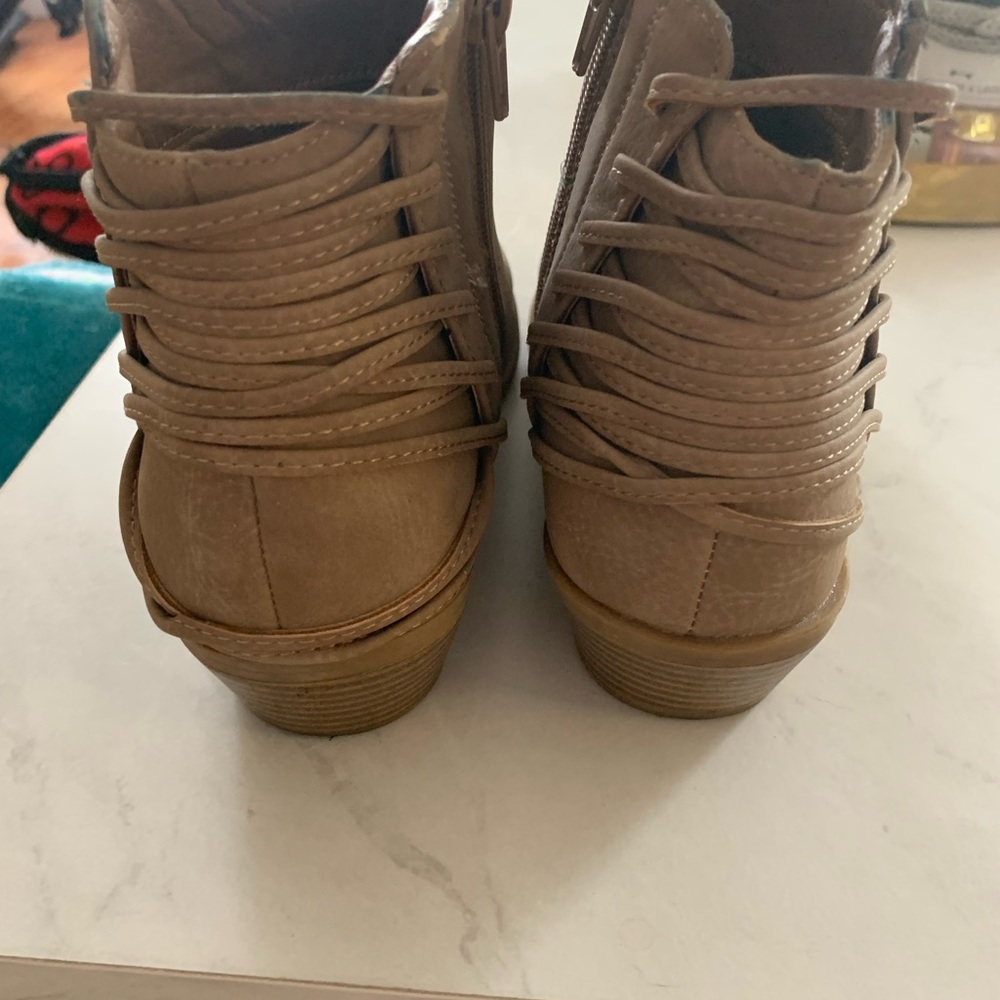Taupe ankle booties size 7 lightly used